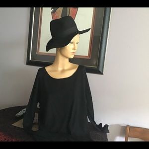 BLACK BAGGY SWEATER BY VINCE